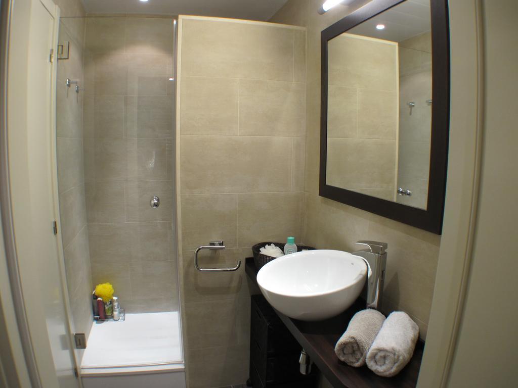 Barcelona4Seasons - Muntaner Apartment Екстериор снимка
